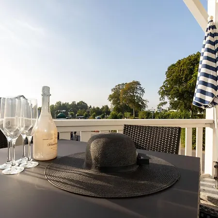 Strandgut 公寓 巴贝